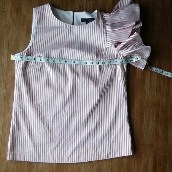 BANANA REPUBLIC STRIPPED ONE SHOULDER  TOP SIZE S - Picture 7 of 8